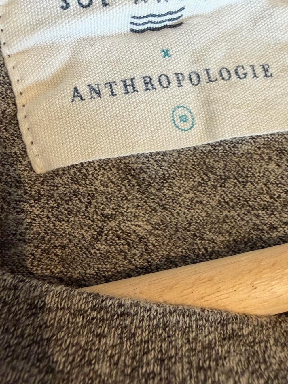 Sol Angeles x Anthropologie Iconic cities Crewneck Short Sleeve Tee shirt - Picture 3 of 4